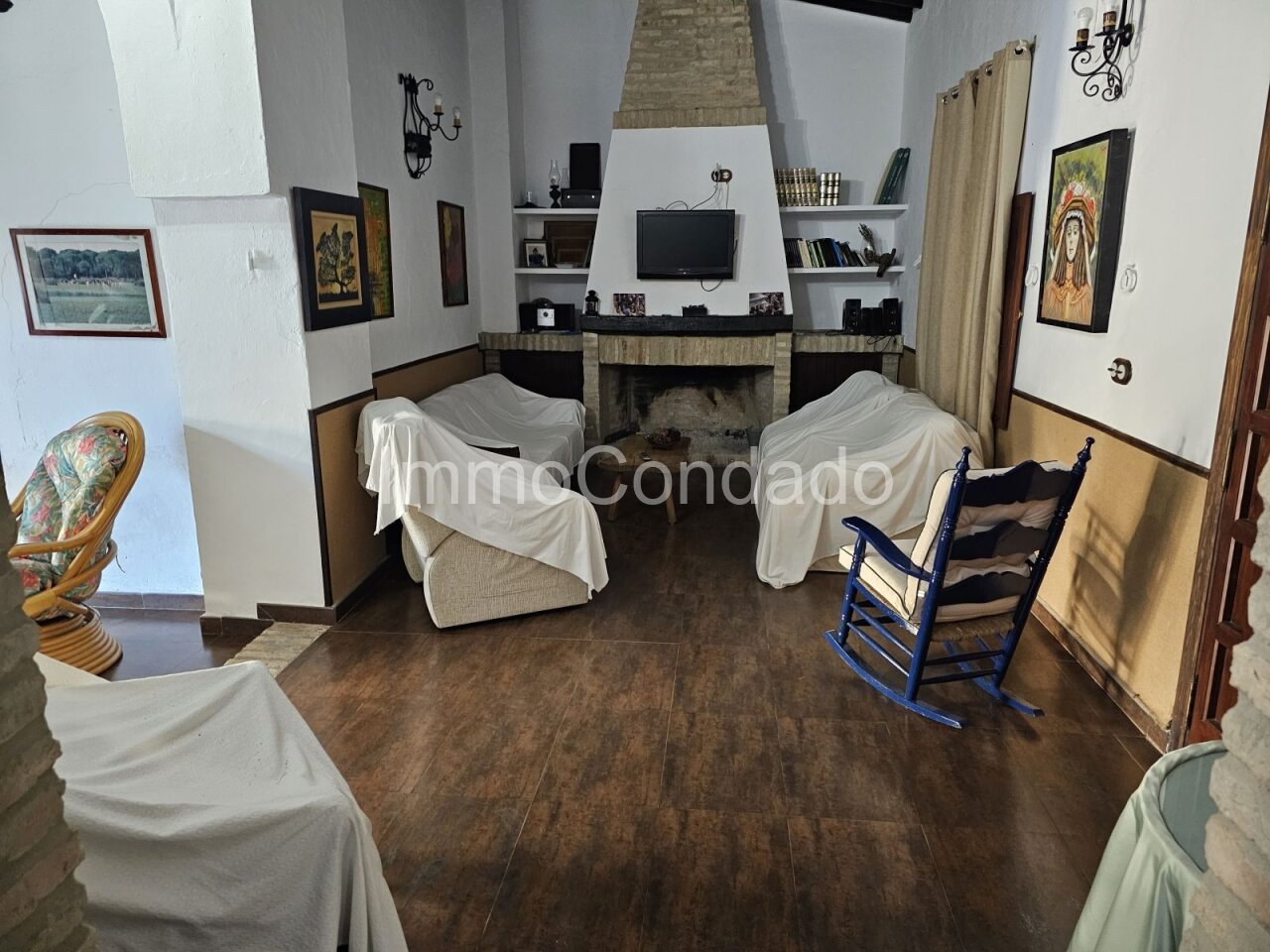 Ess- u. Wohnzimmer Anliegerwohnung Ess- u. Wohnzimmer Anliegerwohnung